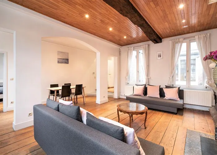 The Capital Street Triplex