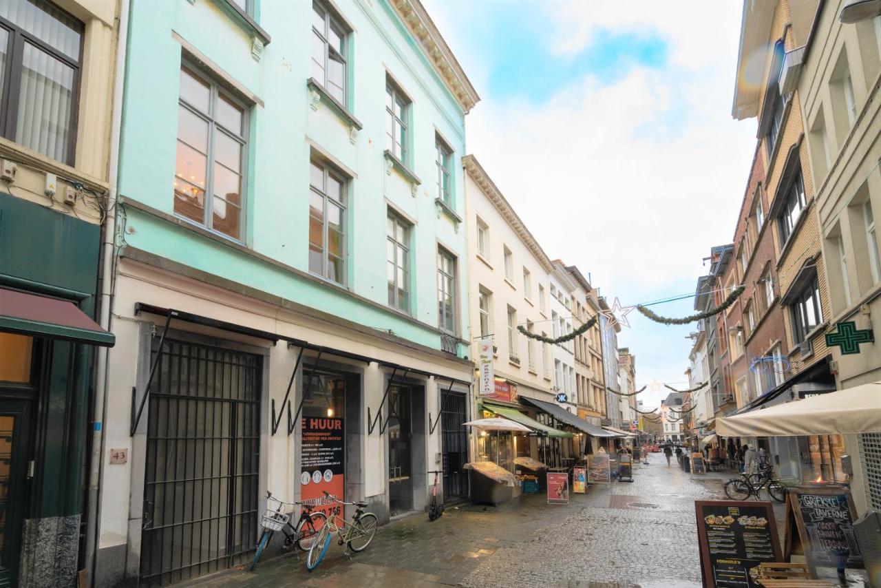 The Capital Street Triplex Apartment